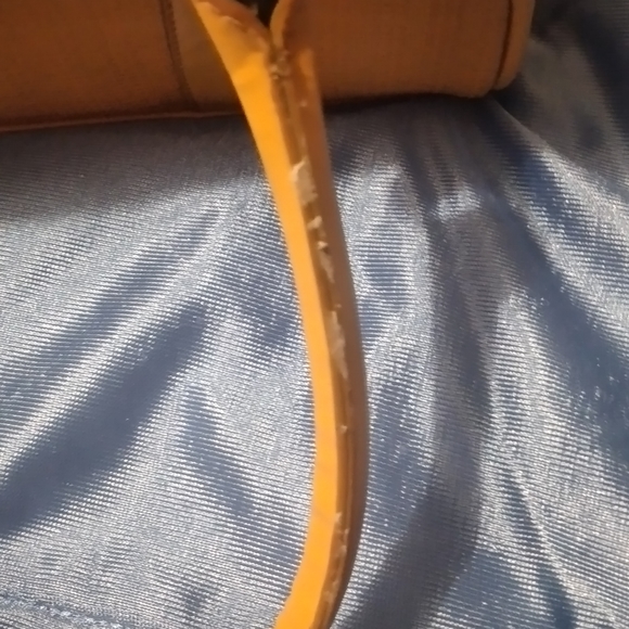 Mustard Colored Woman's Handbag - Picture 6 of 6